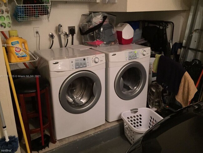 Foto del edificio - 3 br, 2.5 bath Townhome - 135 SW 168th Ter...