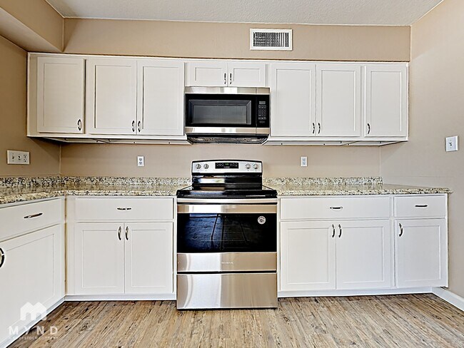 Foto del edificio - 8048 W Clayton Dr