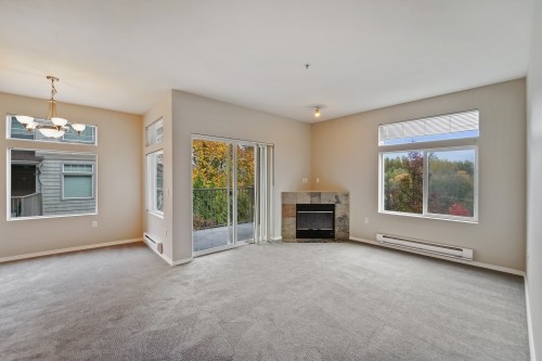Building Photo - Seatac Condo!!! - 2 bedrooms