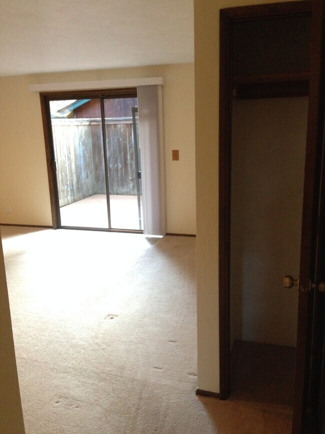 Foto del edificio - 922/924 63rd