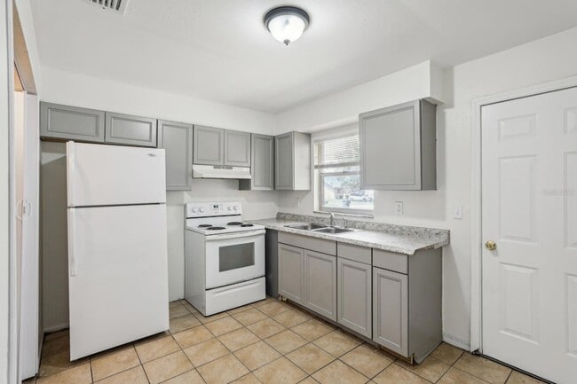 Building Photo - 2116 34th St NW