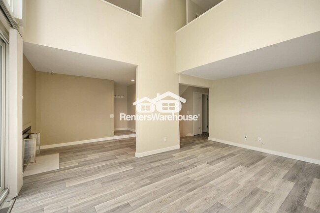 Foto del edificio - 1050 S Monaco St Pkwy
