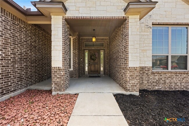 Building Photo - 109 Raven Dr