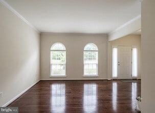 Building Photo - 8268 Linblake Ct