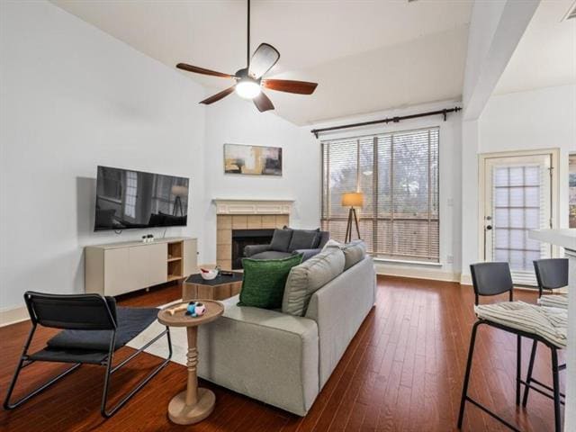 Foto del edificio - 7710 Brookview Dr