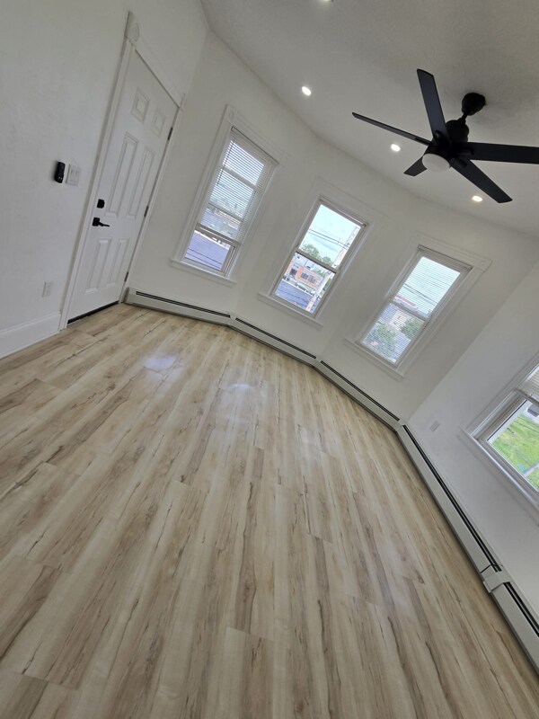 Building Photo - 1047 Eddy St