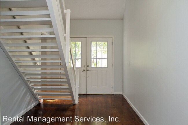 Building Photo - 4 br, 2.5 bath House - 6035 SW 150th Ave