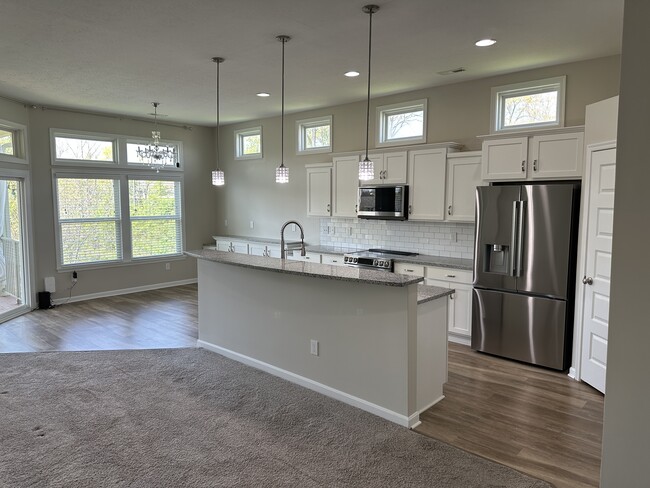 Building Photo - 3025 Lodge View Ct