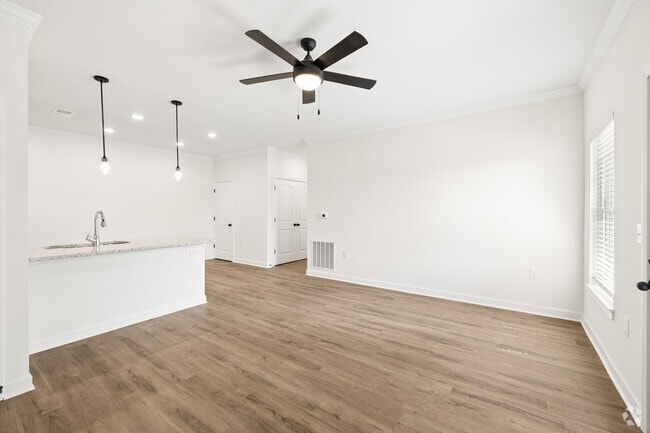 2BR, 2BA - 1,052SF - Living Room - Grove Park South