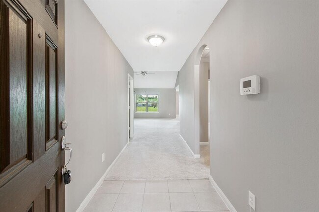 Foto del edificio - 31007 E Lost Creek Blvd