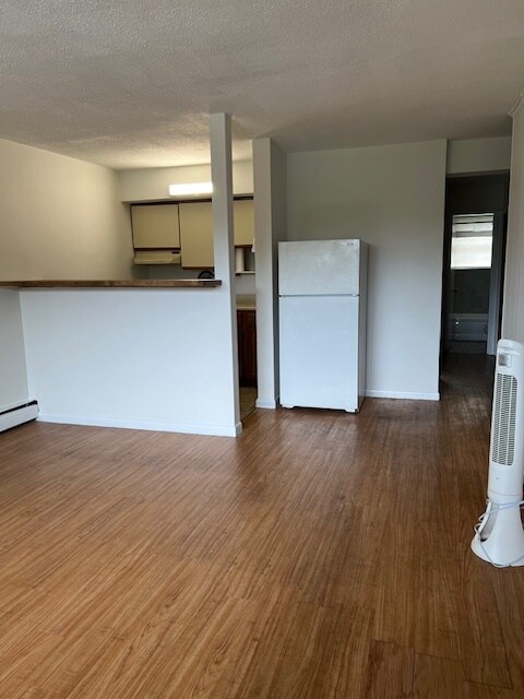 Foto del edificio - 369 Mayflower Ave