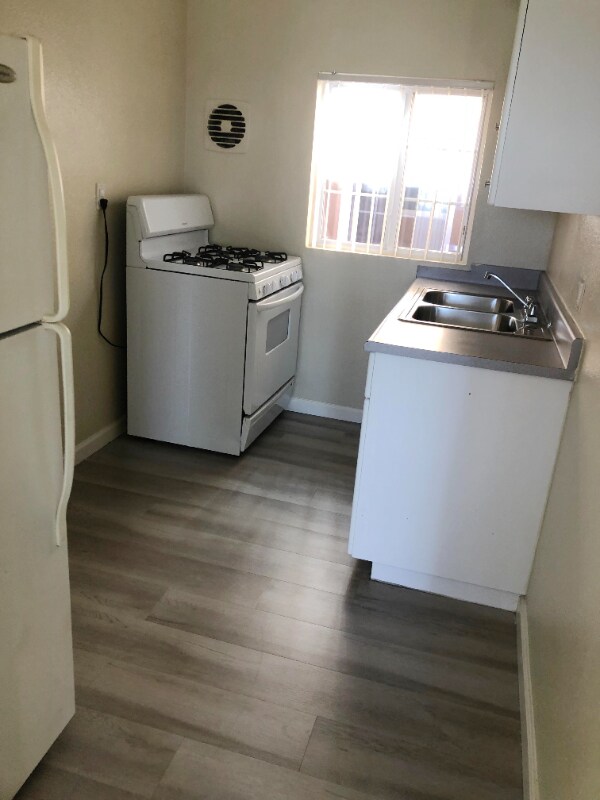 Foto del edificio - 2250 Morley St