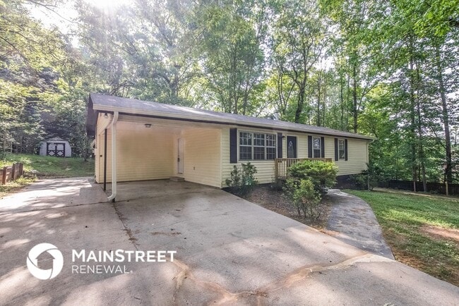 Building Photo - 399 Shady Brook Dr