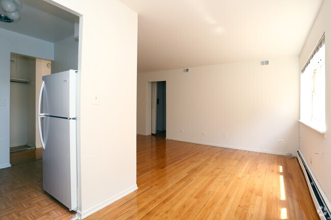 1HAB, 1BA - Sala de estar y cocina - 6830 N Sheridan Rd