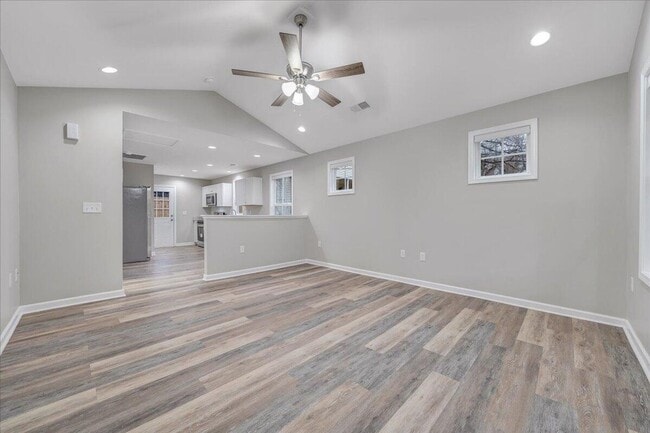 Building Photo - BRAND NEW HOME- 2 Bedroom off Orange Ave