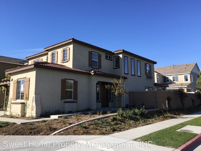 Foto del edificio - 4 br, 3 bath House - 6248 Desales Street