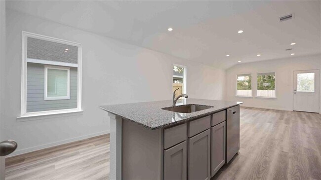 Foto del edificio - 13515 Lawson Walk Ln