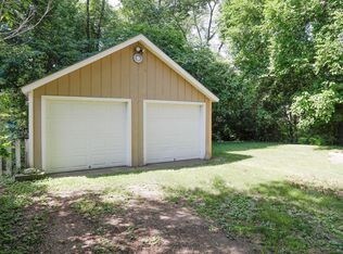 Building Photo - 445 Oakhurst Ave