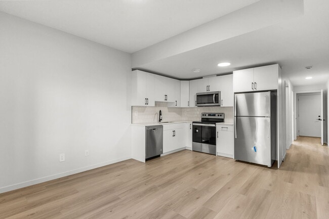 Building Photo - 73 Westwind Dr