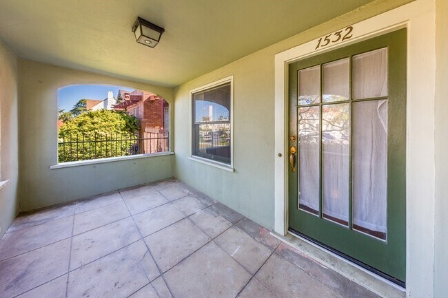 Foto del edificio - Charming 1920's Mediterranean