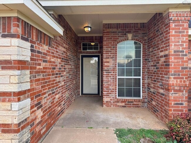 Foto del edificio - 5037 Cy Young Dr