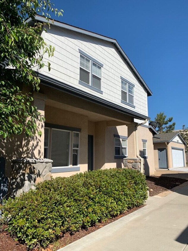 4 Bedroom/3 Bathroom House by Whole Foods,... House Rental in San