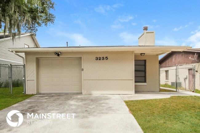 Foto del edificio - 3235 Timberline Rd