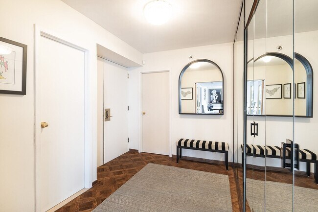 Photo du bâtiment - 3577 Atwater Ave