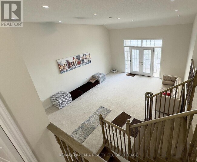 Building Photo - 20 Legacy Ln