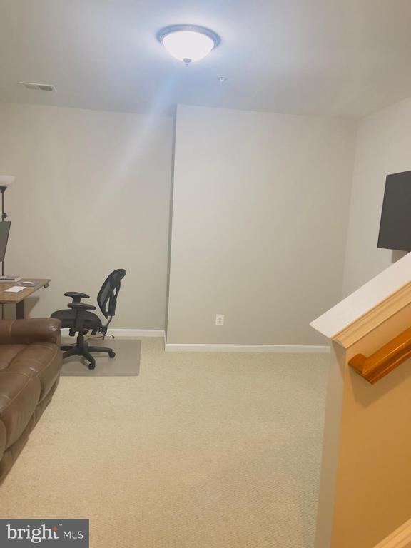 Foto del edificio - 24669 Byrne Meadow Square
