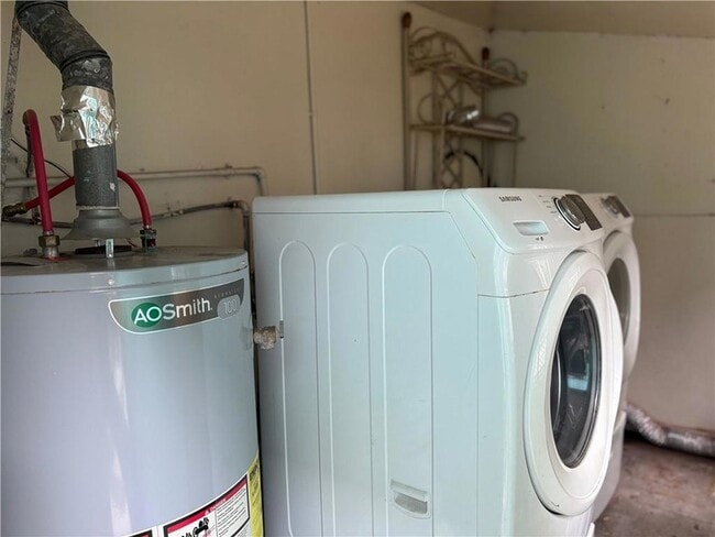 Building Photo - 2839 Maurepas St