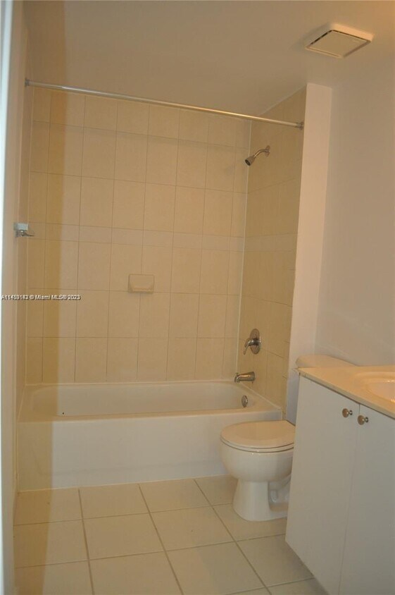 Foto del edificio - 11060 SW 196th St
