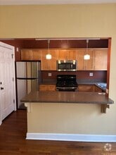 Building Photo - 816 W Lakeside Pl