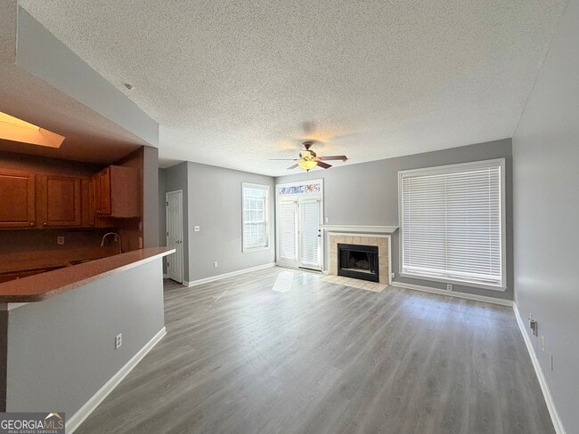 Building Photo - 1219 McGill Park Ave NE