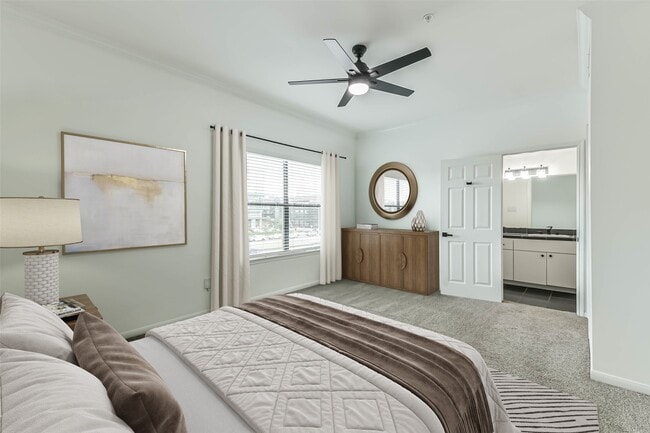 Building Photo - 17 Waugh Dr