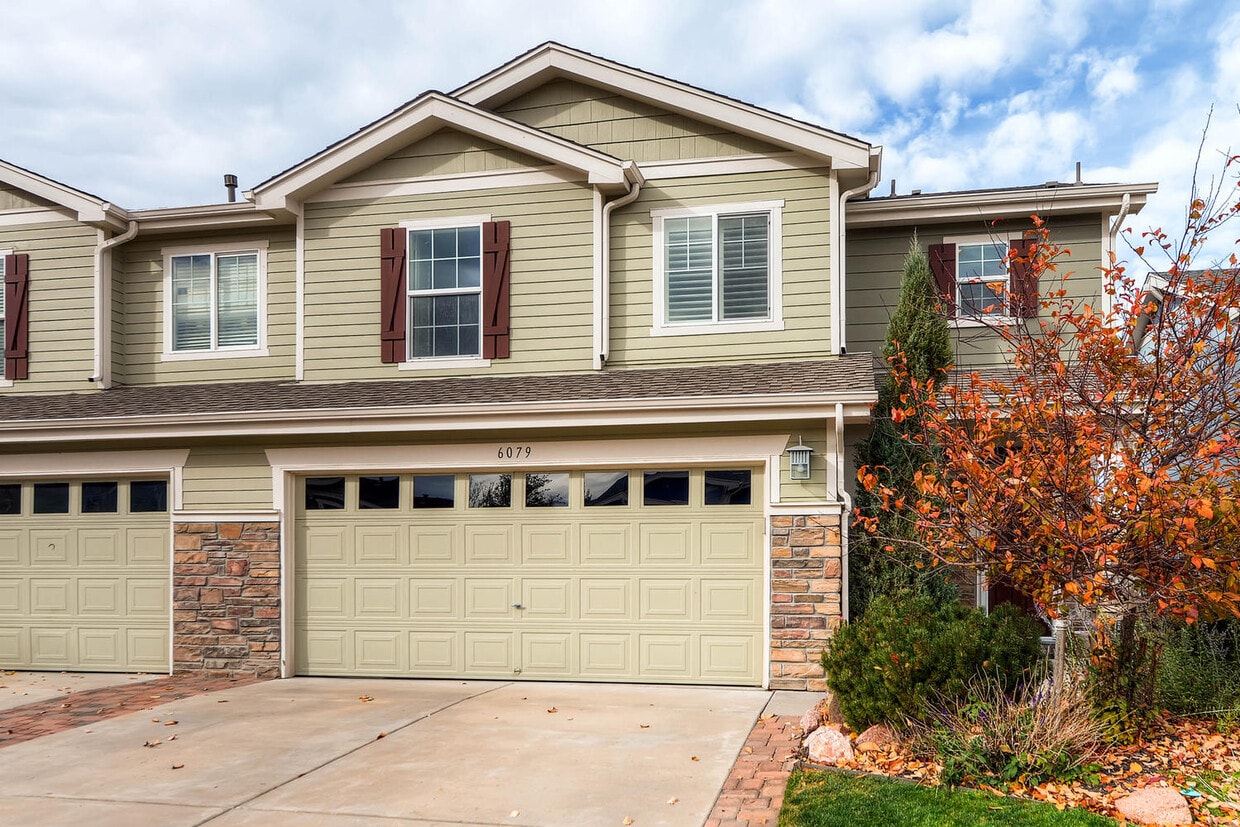 Primary Photo - 6079 Raleigh Cir