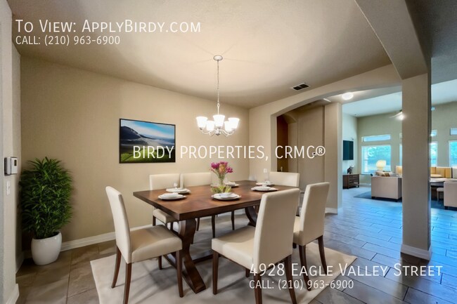 Foto del edificio - "Spacious 4-Bedroom Home with 2.5 Baths an...