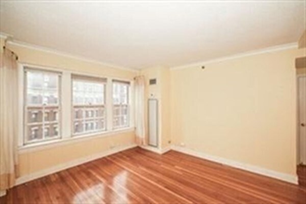 Foto del edificio - 534 Beacon St