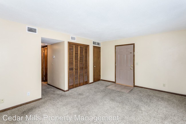 Building Photo - 6740 W Par Ln