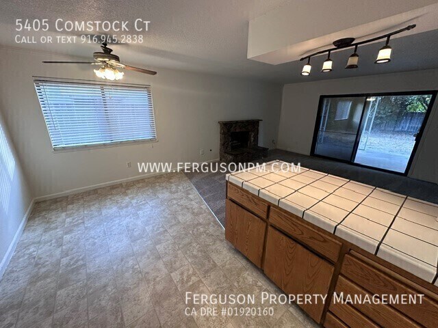 Building Photo - 5405 Comstock Ct