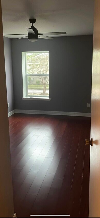 Foto principal - 5800 Lumberdale Rd