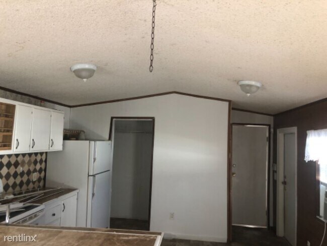 Foto del edificio - 3 br, 2 bath Mobile Home - 31105 Blossom St