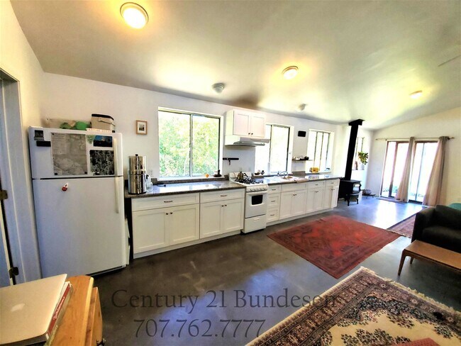 Foto del edificio - 4800 Muniz Ranch Rd