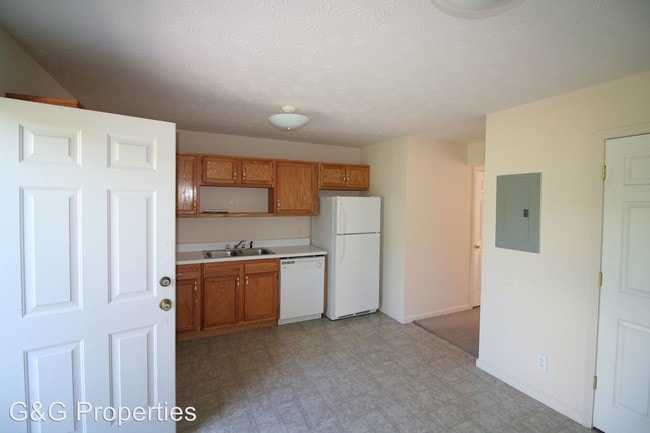 Building Photo - 3000 Dodson Branch Rd