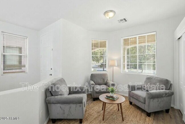 Foto del edificio - 4188 S Mariposa Dr