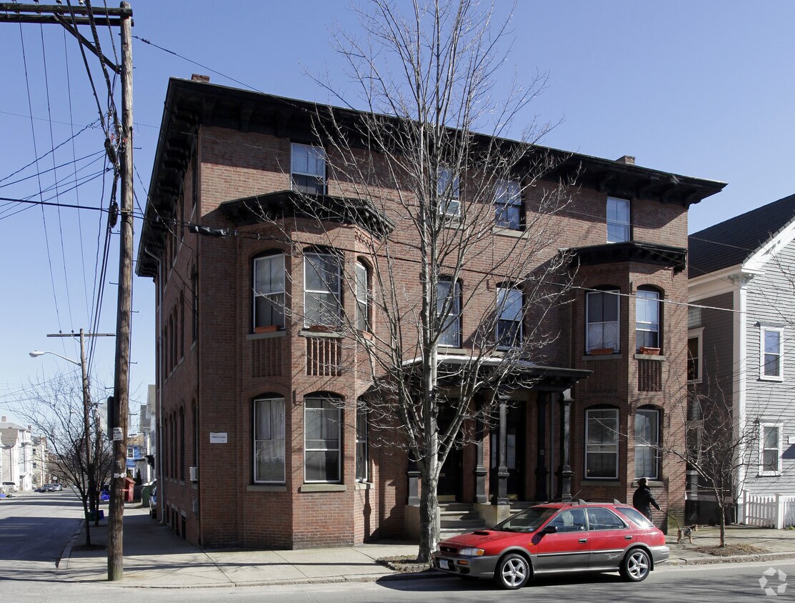 Building Photo - 75-77 Governor St