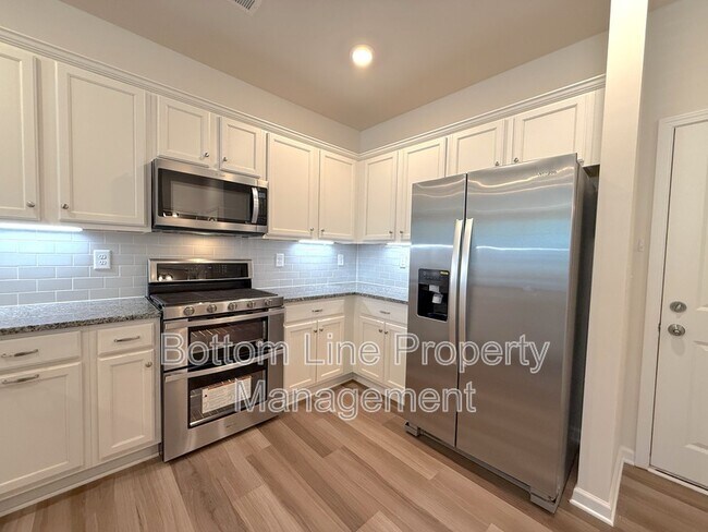 Building Photo - 3409 Glenn Hope Wy