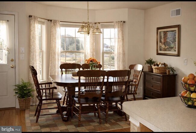 Foto del edificio - 228 Cobblestone Ln