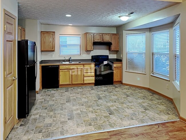 Foto del edificio - 2127 Staghorn Way