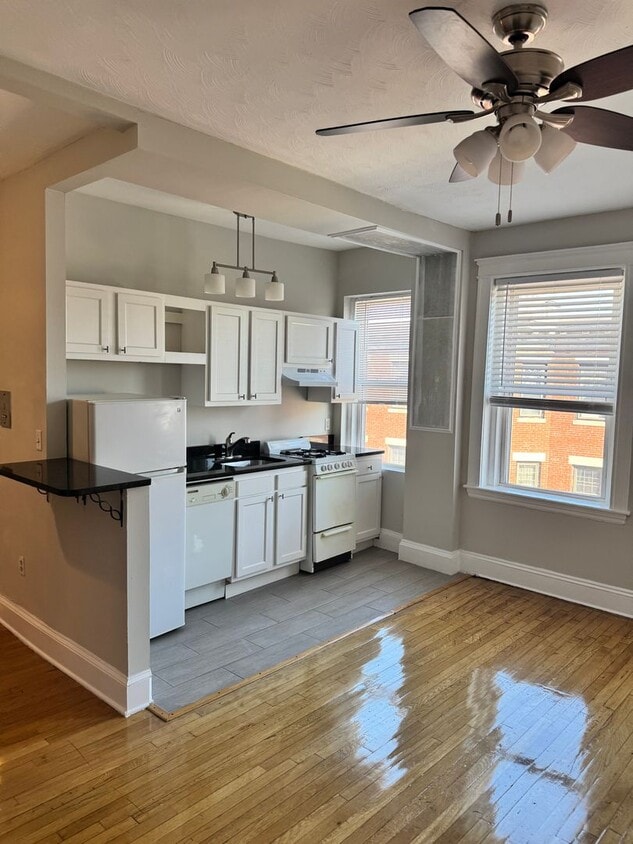 Studio in Allston is available now - 4bed 1bath in Newtonville is available in7/1